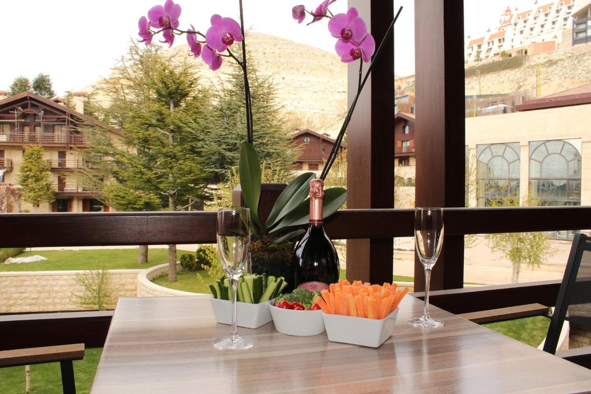 Intercontinental Mzaar Lebanon Mountain Resort & Spa By Ihg Mzaar Kfardebian Exterior foto