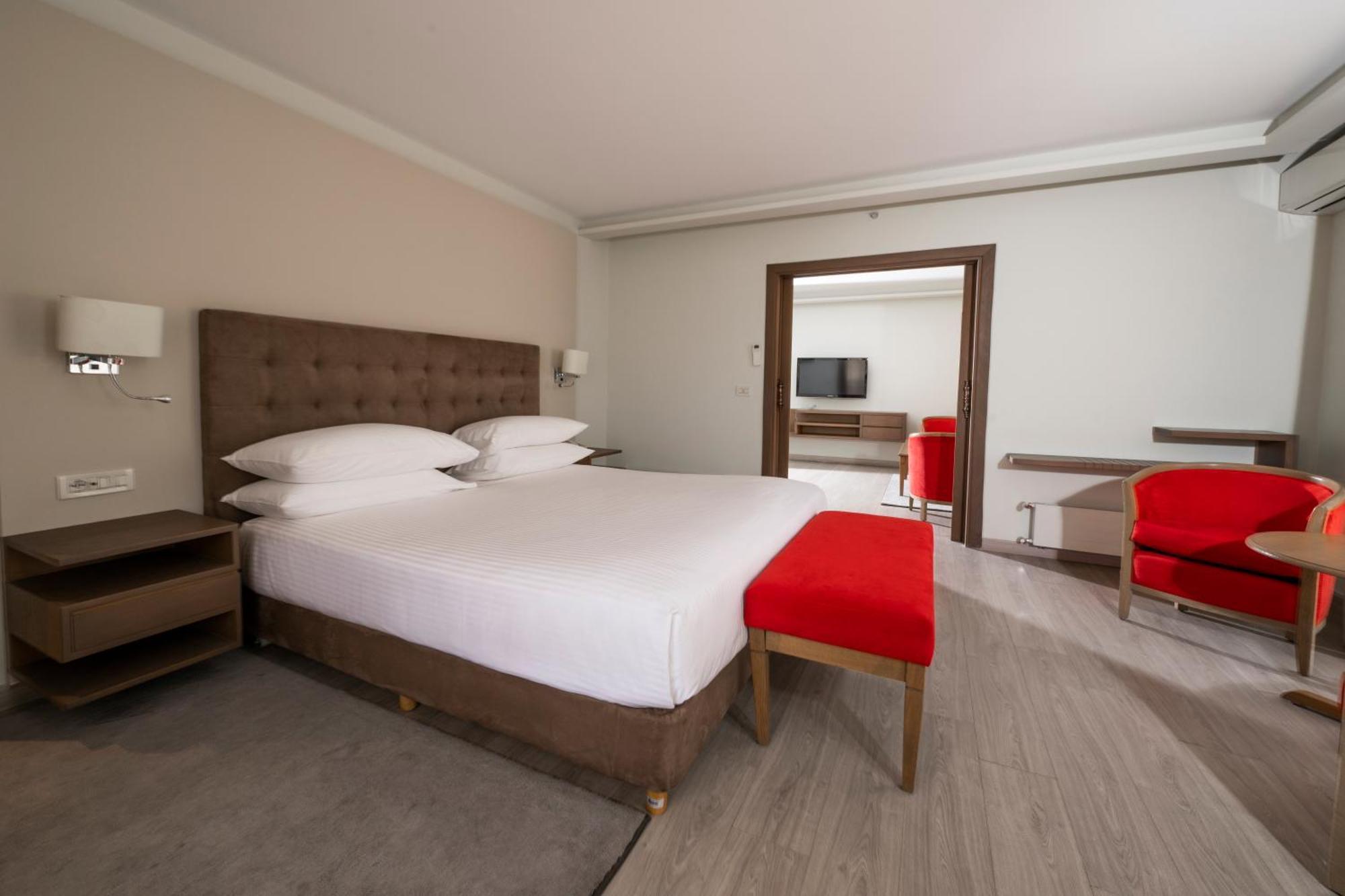 Intercontinental Mzaar Lebanon Mountain Resort & Spa By Ihg Mzaar Kfardebian Exterior foto